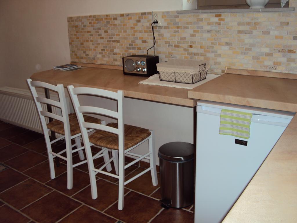 Castle Kastiel Kotesova Appartement Kamer foto