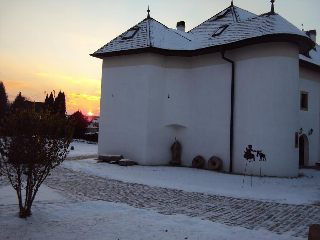 Castle Kastiel Kotesova Appartement Buitenkant foto