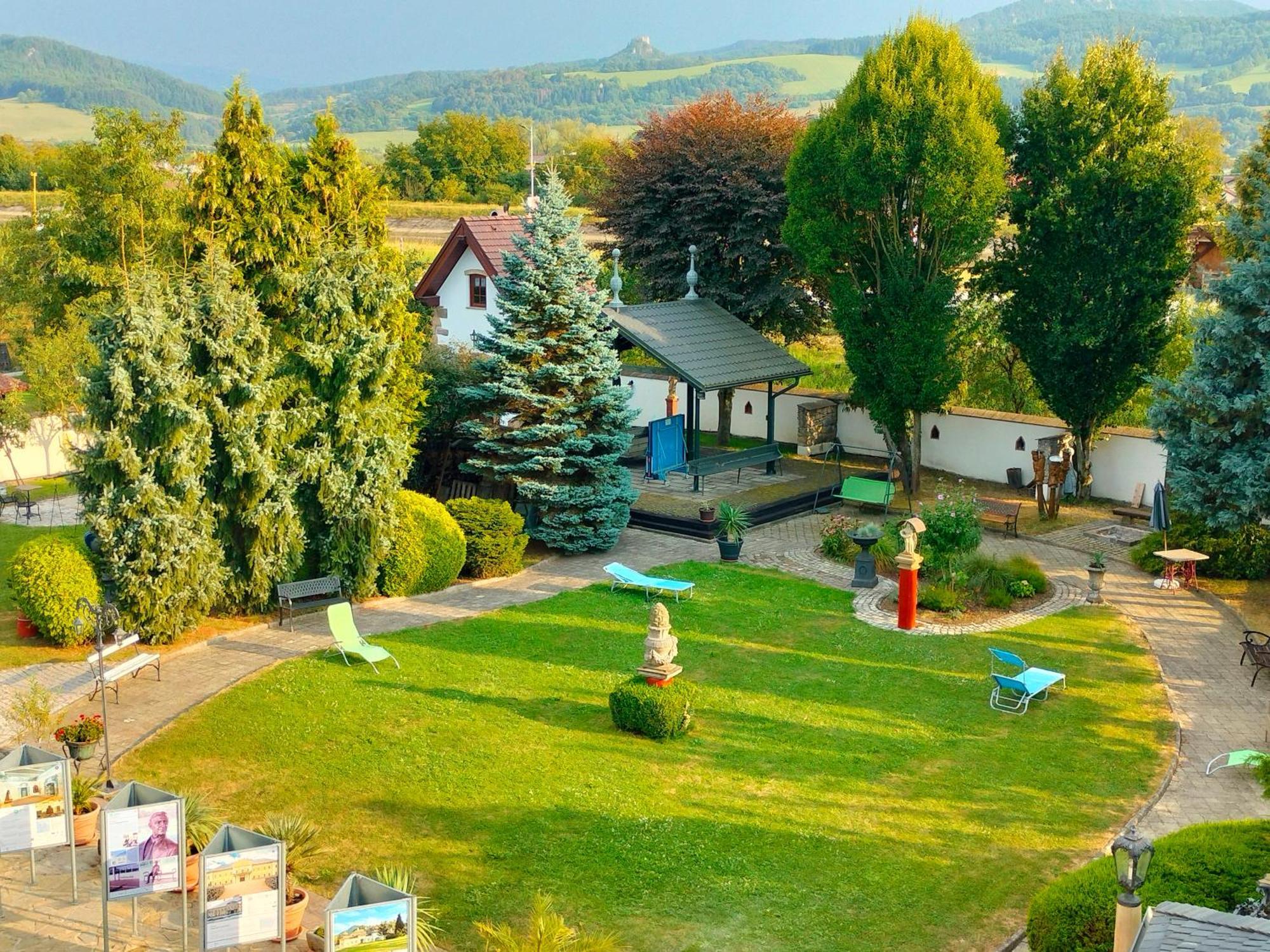 Castle Kastiel Kotesova Appartement Buitenkant foto