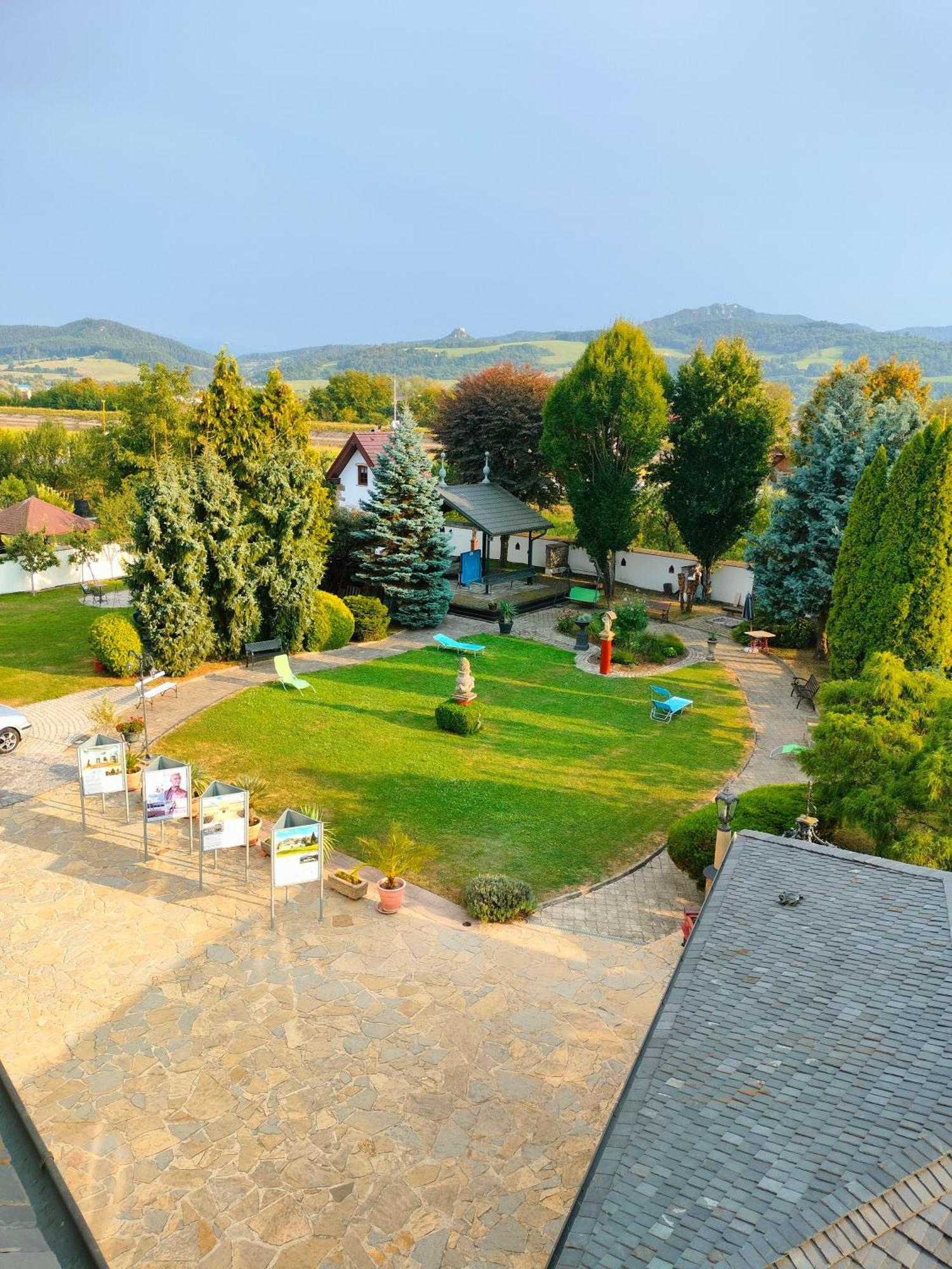 Castle Kastiel Kotesova Appartement Buitenkant foto