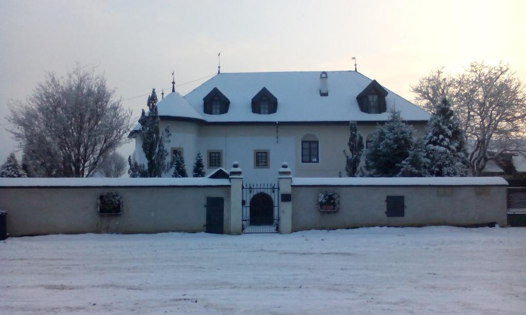 Castle Kastiel Kotesova Appartement Buitenkant foto