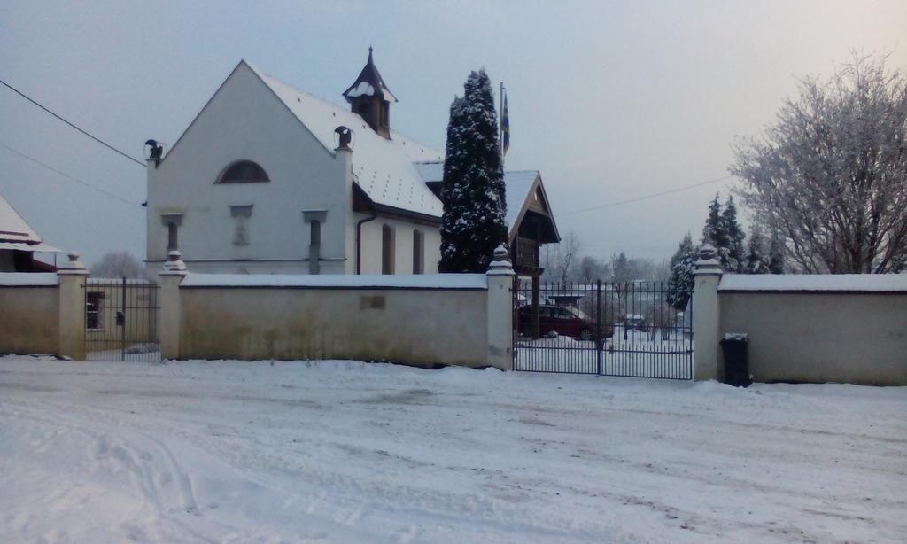 Castle Kastiel Kotesova Appartement Buitenkant foto